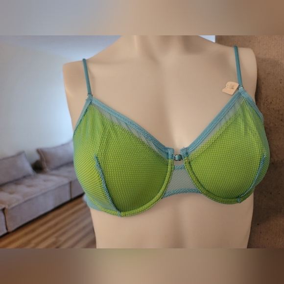 Vintage Vie Lingerie Fishnet Bra 36B - Picture 2 of 7